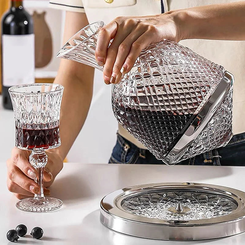 Crystal glass wine decanter with vintage cut pattern